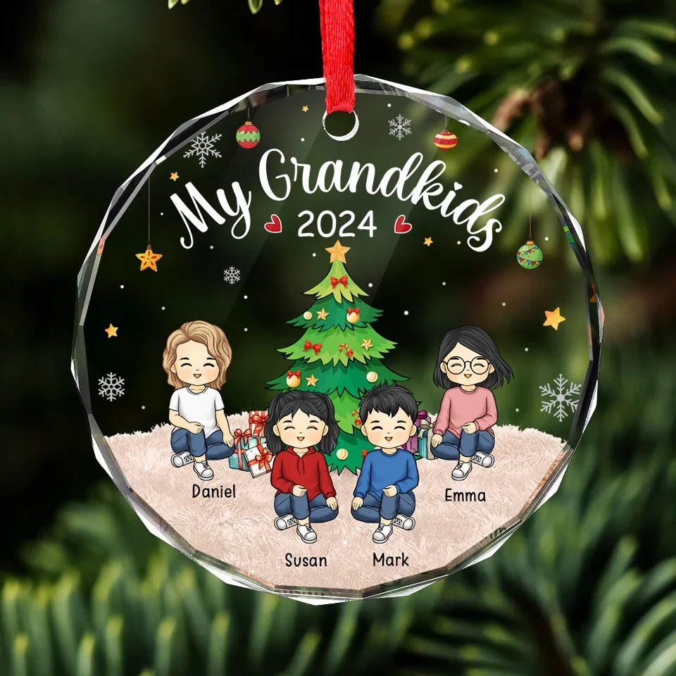 Every Moment With Them Is A Treasure - Family Personalized Custom Circle Glass Ornament - Christmas Gift For Grandma, Grandpa - Image 3