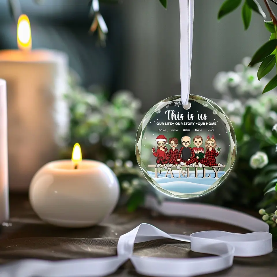 Family Is The Best Gift Of All - Family Personalized Custom Circle Glass Ornament - Christmas Gift For Family Members - Image 3