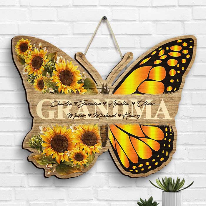 Grandma Butterfly And Kids - Gift For Grandma, Mom - Personalized Shaped Wood Sign - Image 2