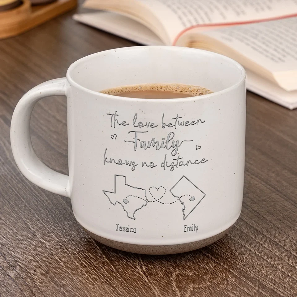 The Love Between Family Knows No Distance - Family Personalized Custom Pottery Mug - Gift For Family Members, Siblings, Brothers, Sisters - Image 4